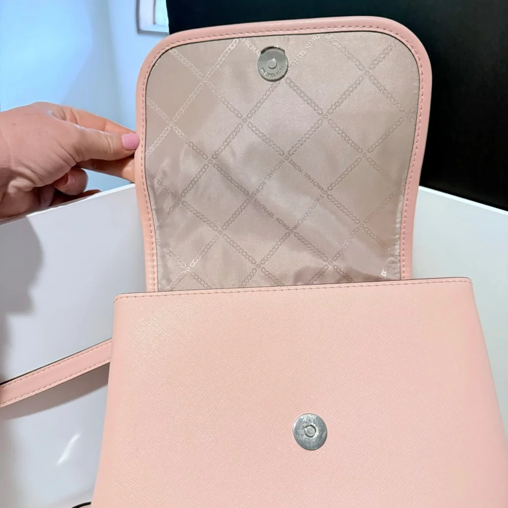 NEW Michael Michael Kors Harrison Medium Saffiano Leather Backpack Powder Pink N